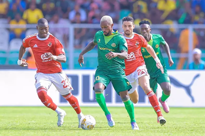 بين التراجع والغياب الهجومي.. كيف ظهر الأهلي أمام يانج أفريكانز بالشوط الأول؟ 